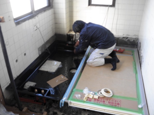 足立区 浴室リフォーム 工事中