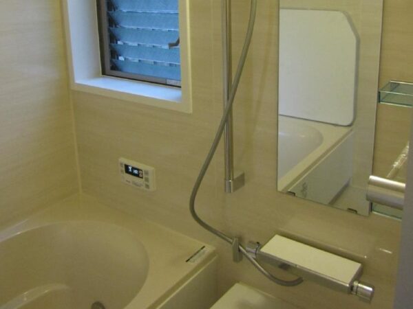東京都 北区 浴室 トイレ 無垢フローリングリフォーム 施工事例